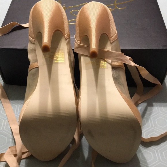 High Heel Shoes (Nude) - Picture 3 of 6